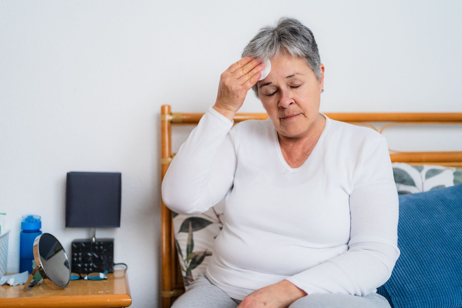 Ashwagandha for Hot Flashes: Does It Work? - Daily Defense